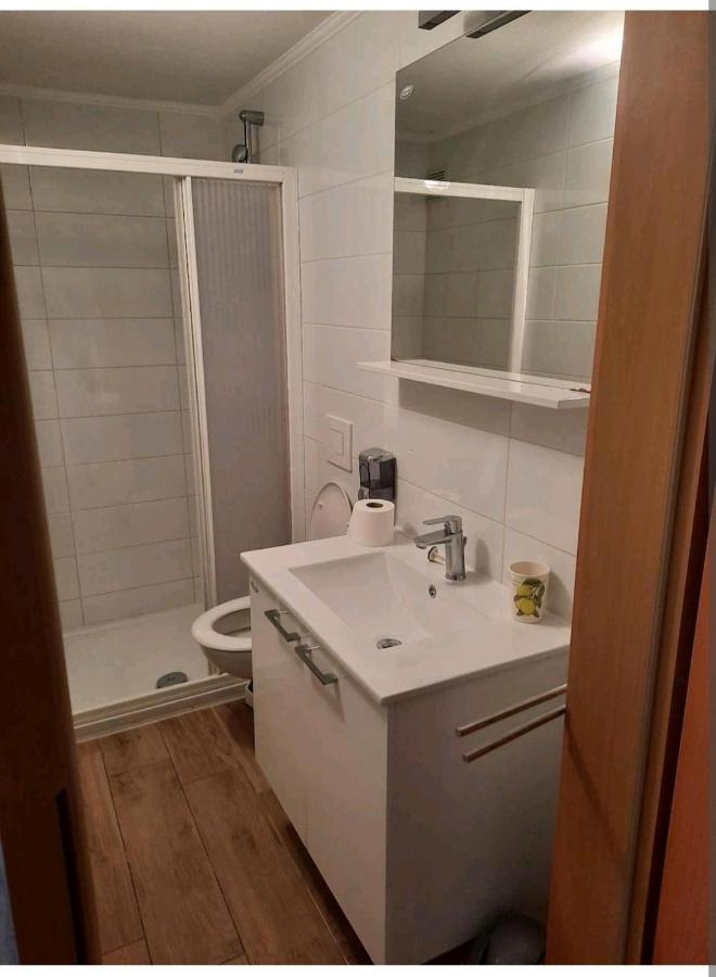 Hôtel Vila Doris à Baška Voda Extérieur photo