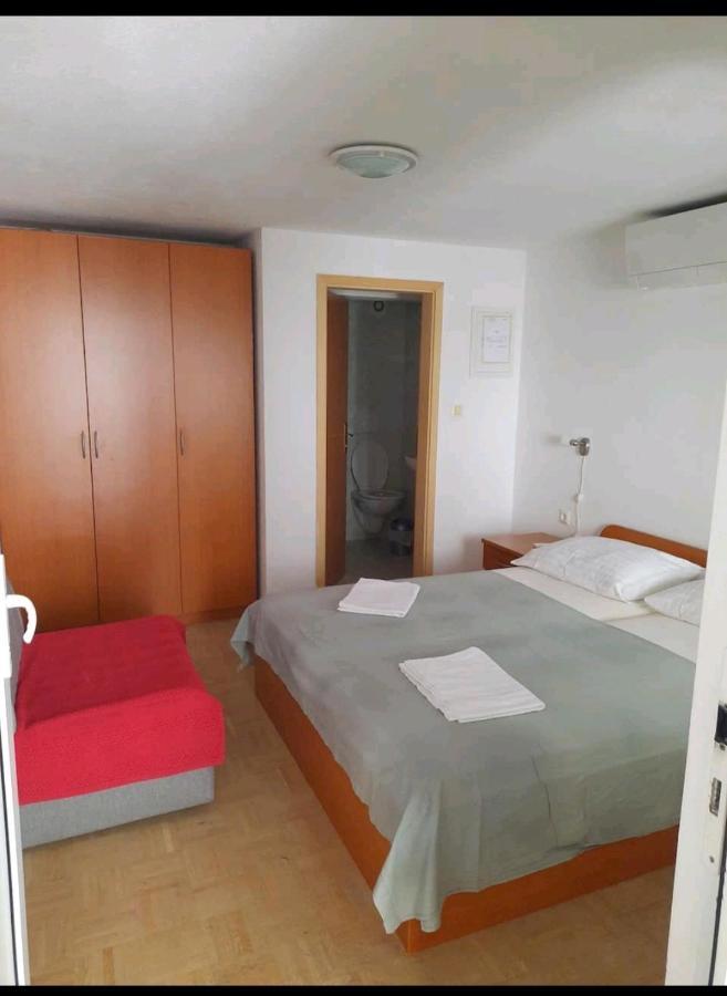 Hôtel Vila Doris à Baška Voda Extérieur photo